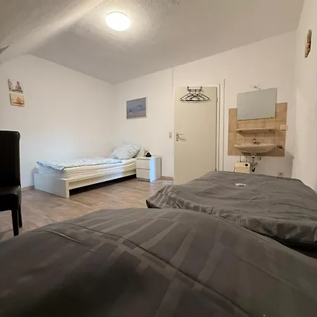 Accommodatie bij particulieren Einzelzimmer Mit 2 Betten& Gemeinschaftsbad